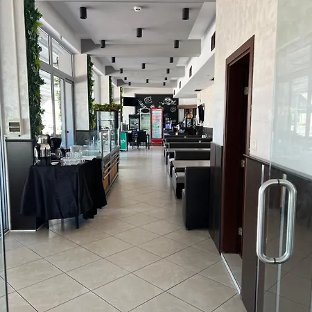 Ξενοδοχείο Persani Hotel-free Parking