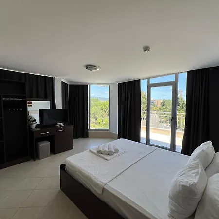 Ξενοδοχείο Persani Hotel-free Parking Σάνι Μπιτς