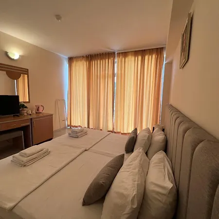 Ξενοδοχείο Persani Hotel-free Parking 2*